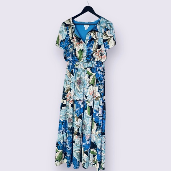Floral Blue and White Maxi Dress - Picture 1 of 6